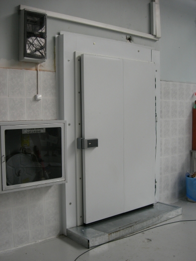 РДО 01 с утепленным дверным блоком для холодильной камеры